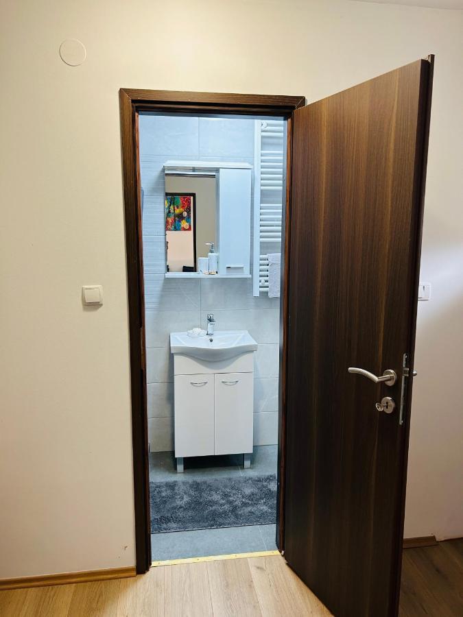 Apartment In Time Сесвете Экстерьер фото