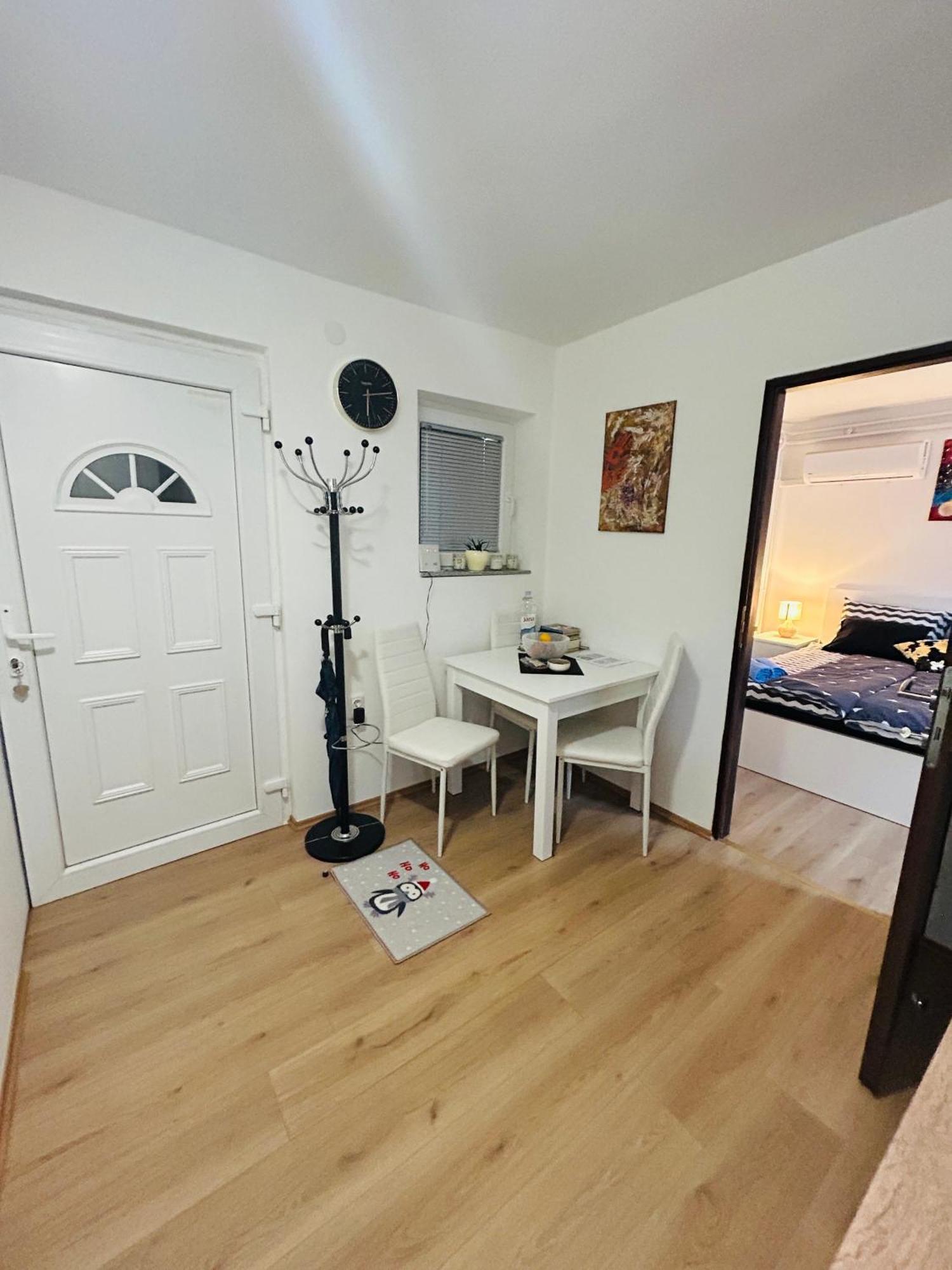 Apartment In Time Сесвете Экстерьер фото